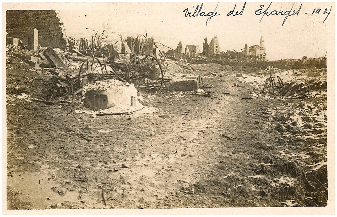 Le village des Éparges détruit - 1917