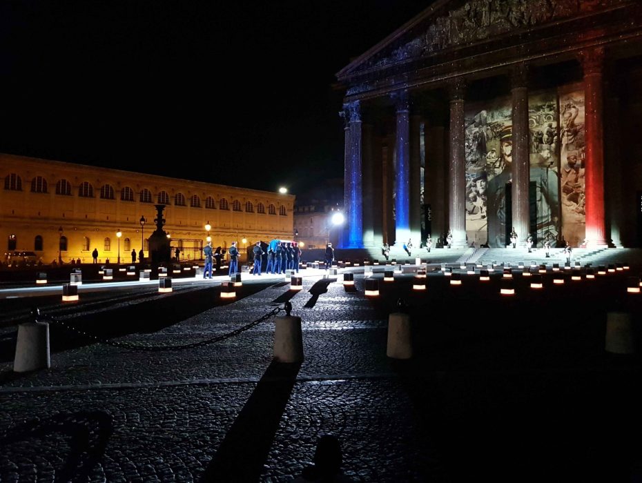 Arrivée au Panthéon